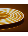 Neón LED flexible 12vdc luz Blanco Calido rollo 5mtr - vista luz Neón LED flexible 12vdc luz Blanco Calido rollo 5mtr - vista luz