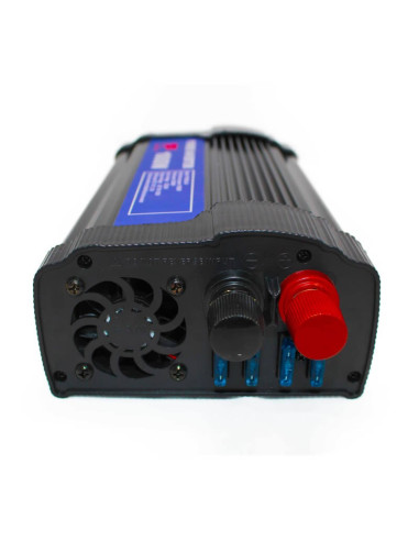 Imagen de Inversor de Voltaje 24V 1000W Universal Power - detalle conectores de entrada