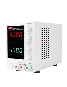 Imagen de Fuente de Voltaje Regulada UTP3315TFL-II Vista frontal 2